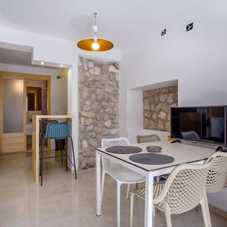 Elegant Apartment Iris Mali Lošinj Zewnętrze zdjęcie