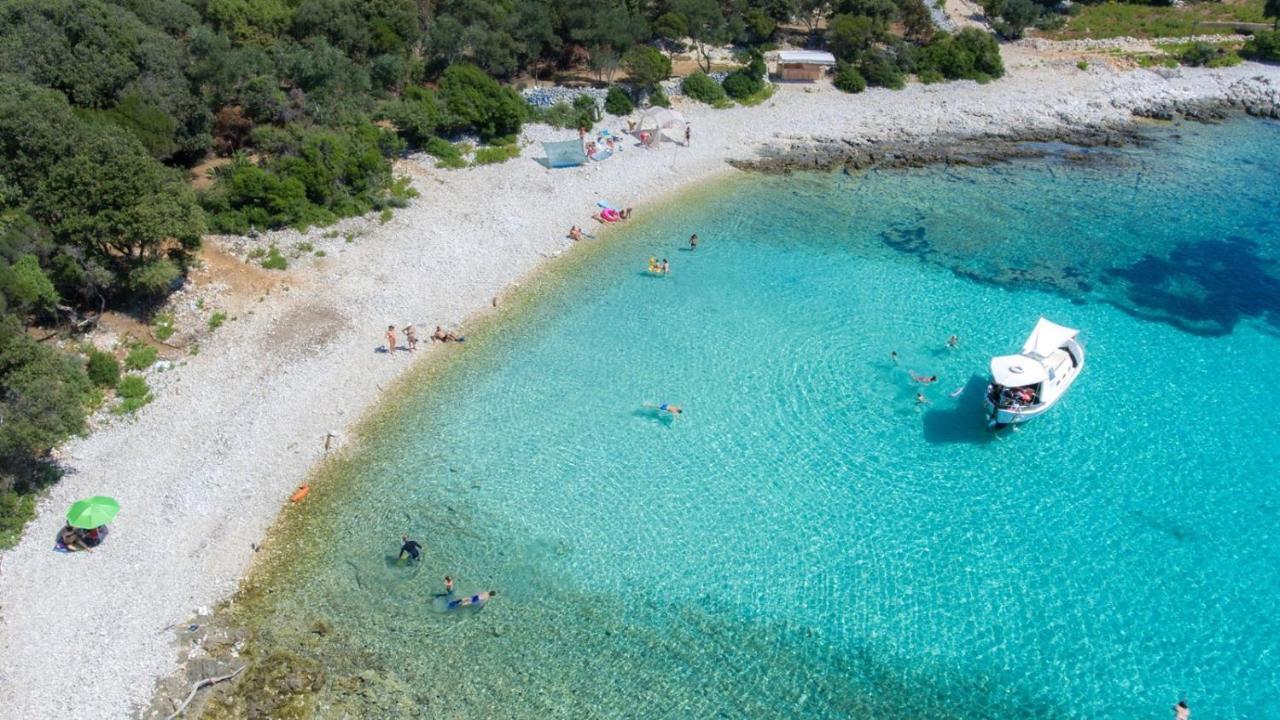 Elegant Apartment Iris Mali Lošinj Zewnętrze zdjęcie