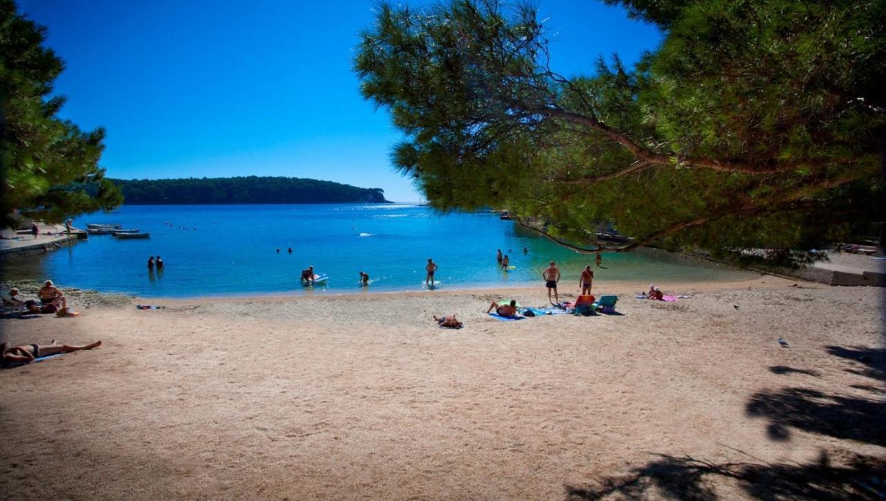 Elegant Apartment Iris Mali Lošinj Zewnętrze zdjęcie