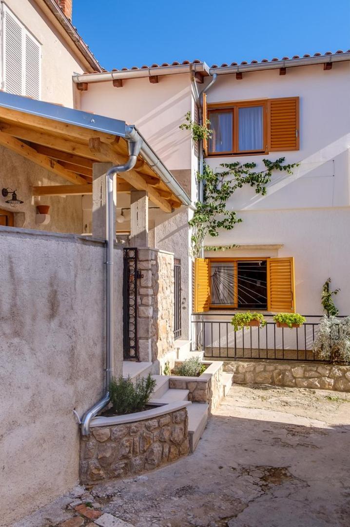 Elegant Apartment Iris Mali Lošinj Zewnętrze zdjęcie