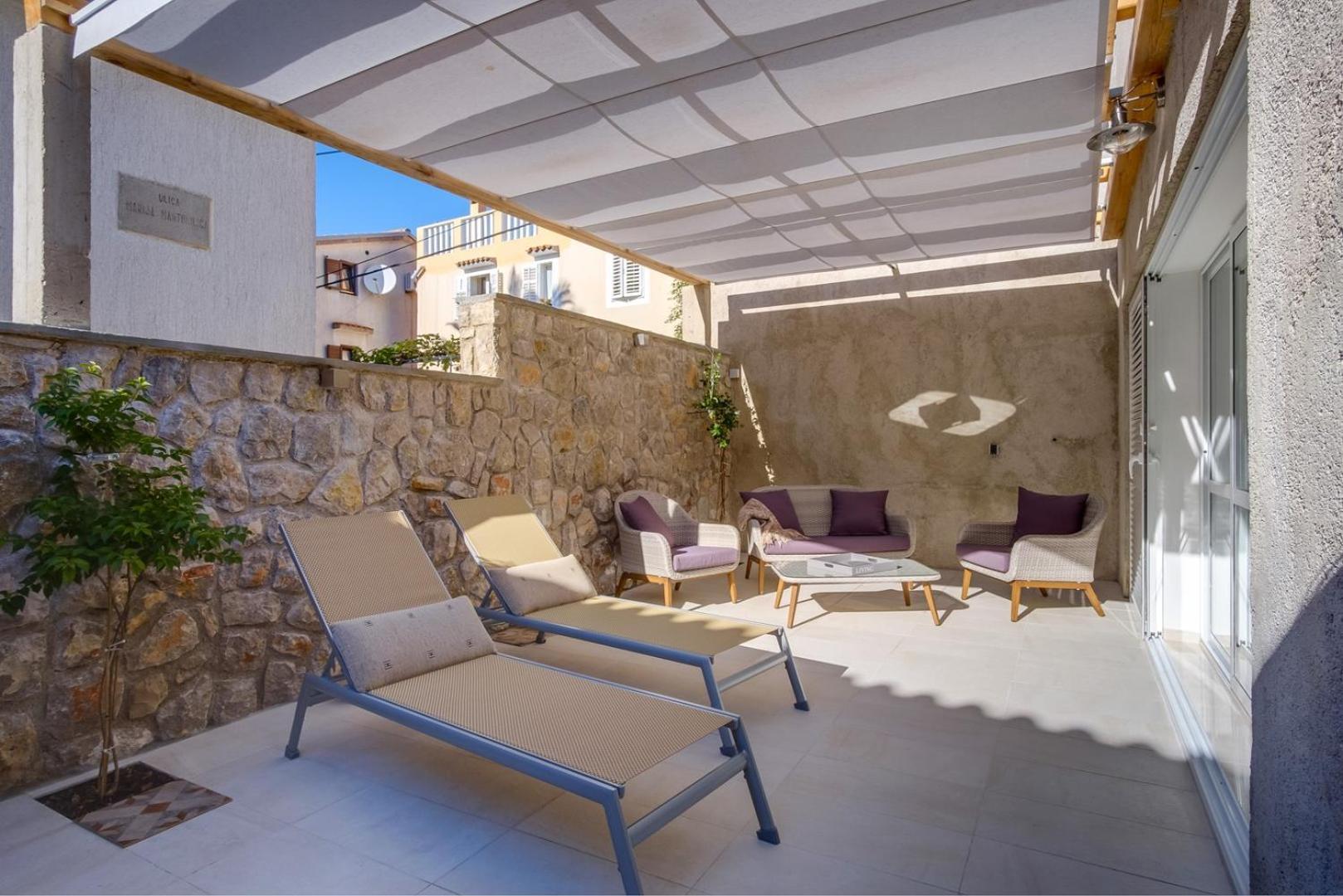 Elegant Apartment Iris Mali Lošinj Zewnętrze zdjęcie