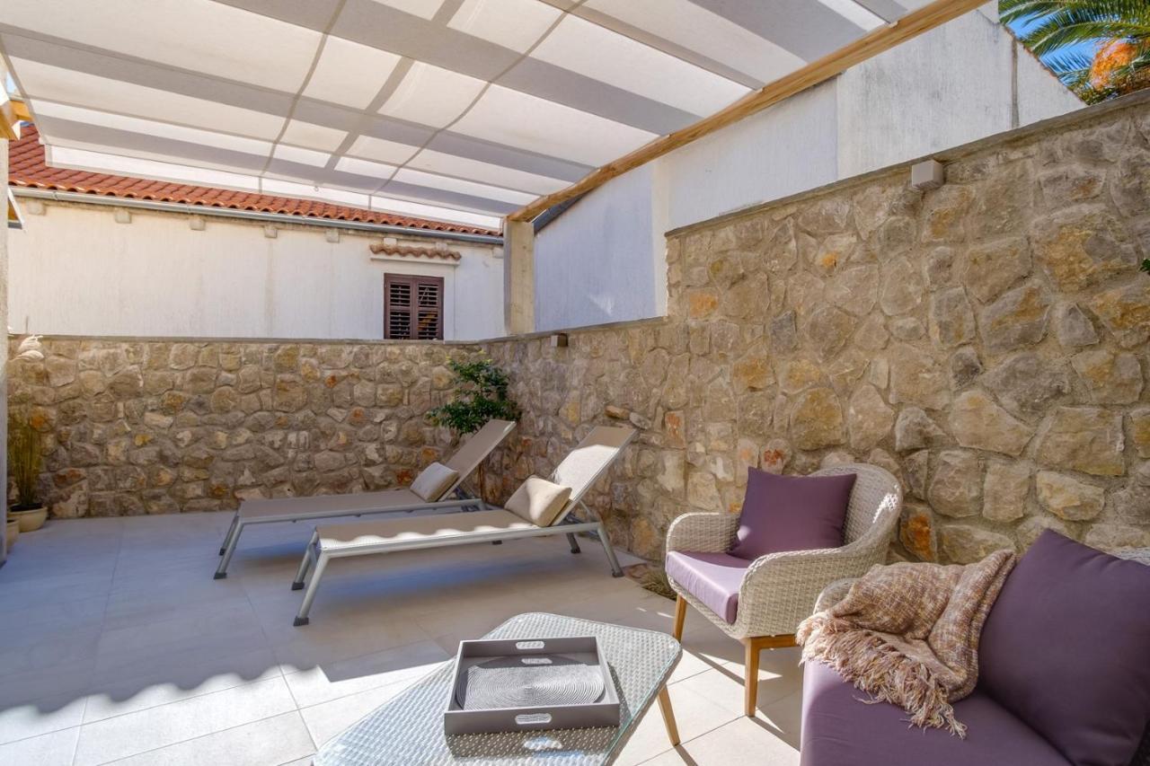 Elegant Apartment Iris Mali Lošinj Zewnętrze zdjęcie